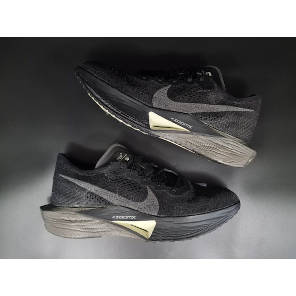Nike ZoomX Vaporfly 3. Black Olive Aura Metallic Medium. SIZE 11.5 HV6351-001